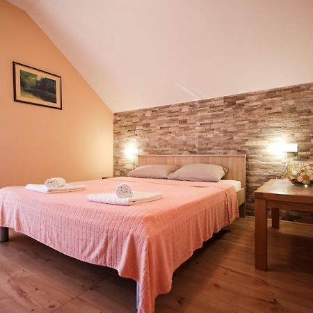 Apartment Ruza Sukošan المظهر الخارجي الصورة