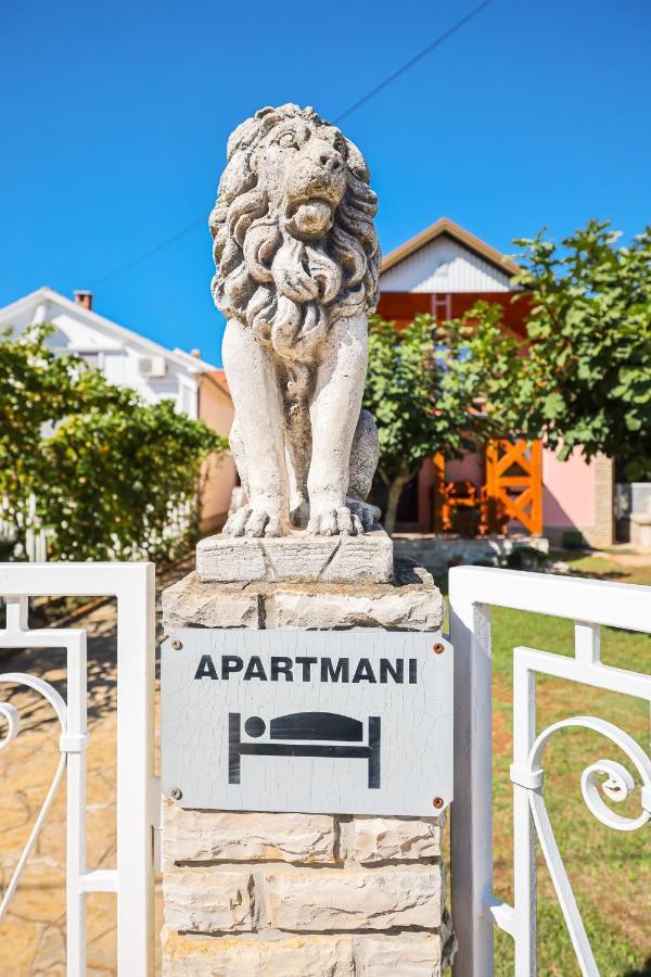 Apartment Ruza Sukošan المظهر الخارجي الصورة